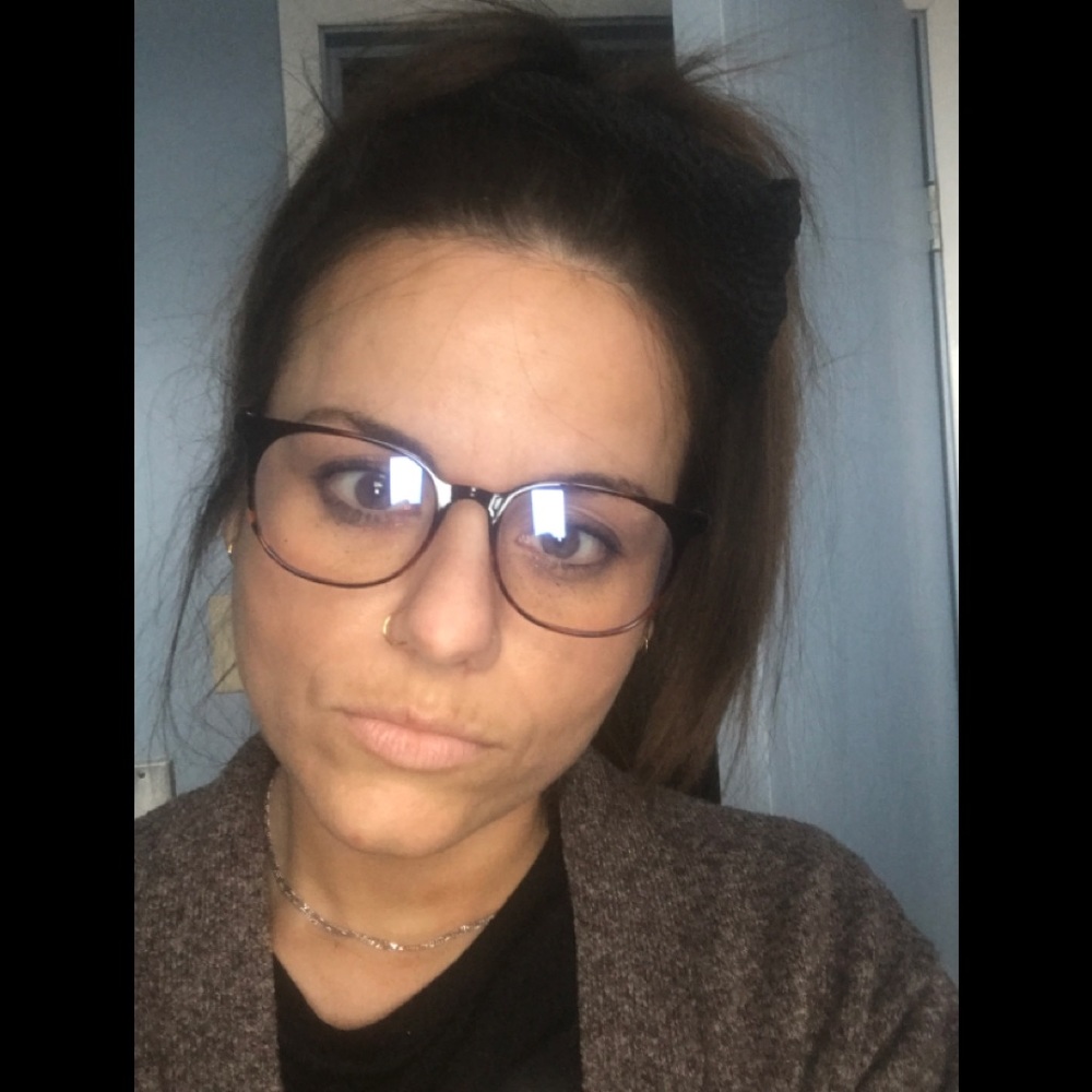Meet your Posher, Amanda